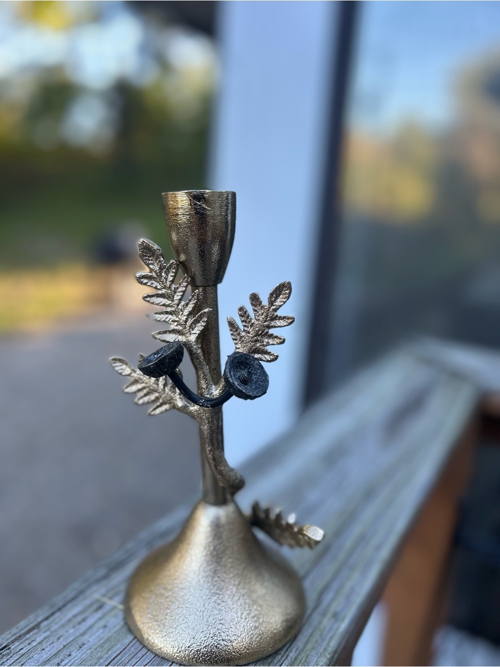 Metal Leaf Candle Holder in Metallic Gold new